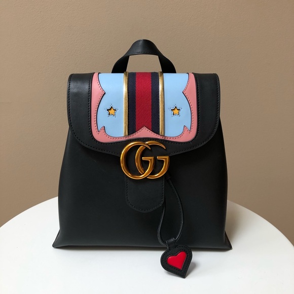 Handbags - Gucci GG backpack